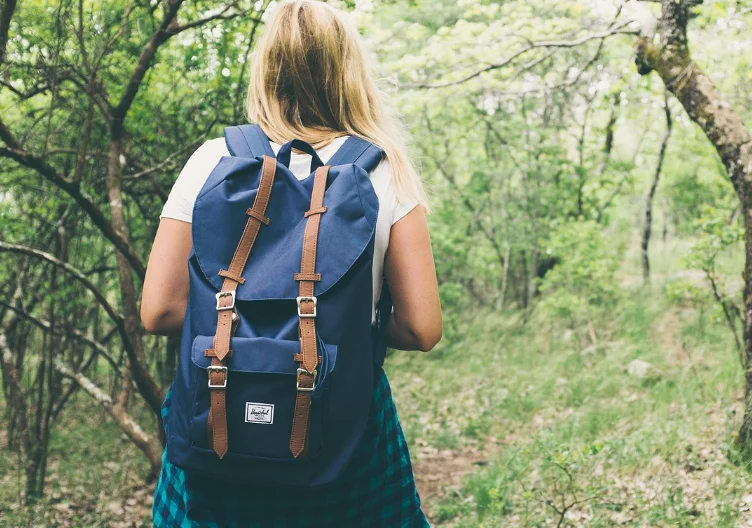 50 THINGS to Carry in Your Travel Backpack?